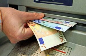 Ministria njofton se janë ekzekutuar shtesat prej 100 euro për fëmijët dhe pensionistët