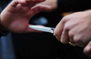Përleshje në Komoran: Theren dy persona, gjithsej tre të lënduar