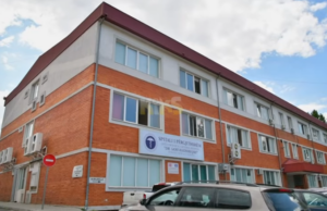 13 vjeçari aksidentohet në Skënderaj, dërgohet në Spitalin e Mitrovicës për trajtim