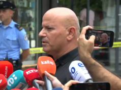 Policia jep detaje për të shtënat në Podujevë: Tre të plagosurit kanë lidhje familjare, motivi ende i paqartë
