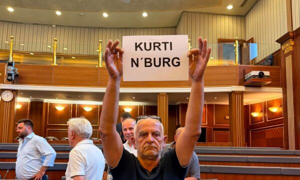 kurti ne burg