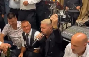 Këngëtari Labinot Rexha i dyshuar për vepër penale – videoja e të shtënave me armë në një dasmë çon Policinë te ai