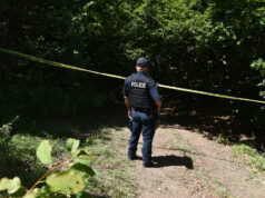 Gjenden mbetje mortore të tre personave në varrezën masive në Kalludër